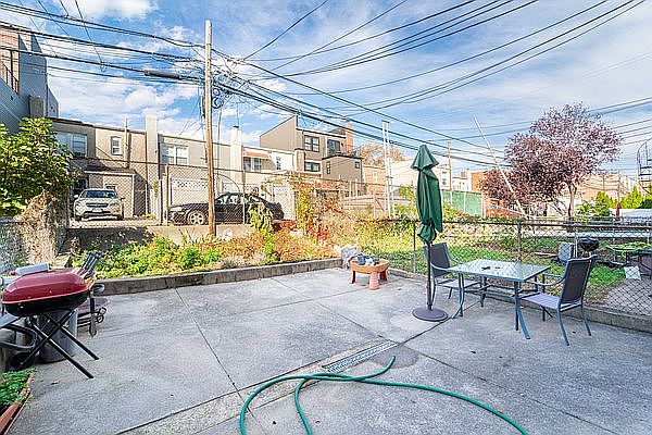 1st image of 21-36 Steinway St #1R