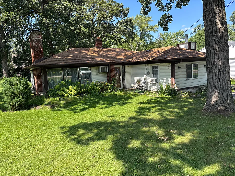174 Oakwood Dr