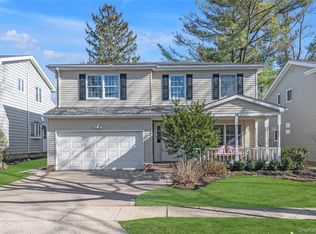 20 Seagull Lane, Port Washington, NY 11050