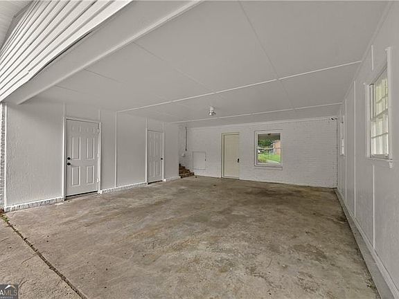 3rd image of 3494 Dale Ln SW