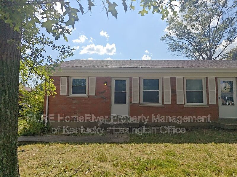 1st image of 313 Radcliffe Rd #A