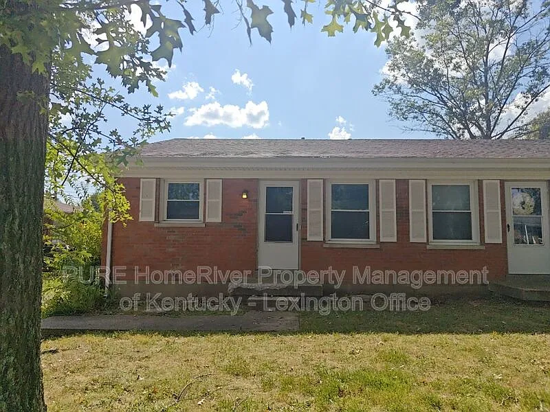 313 Radcliffe Rd #A