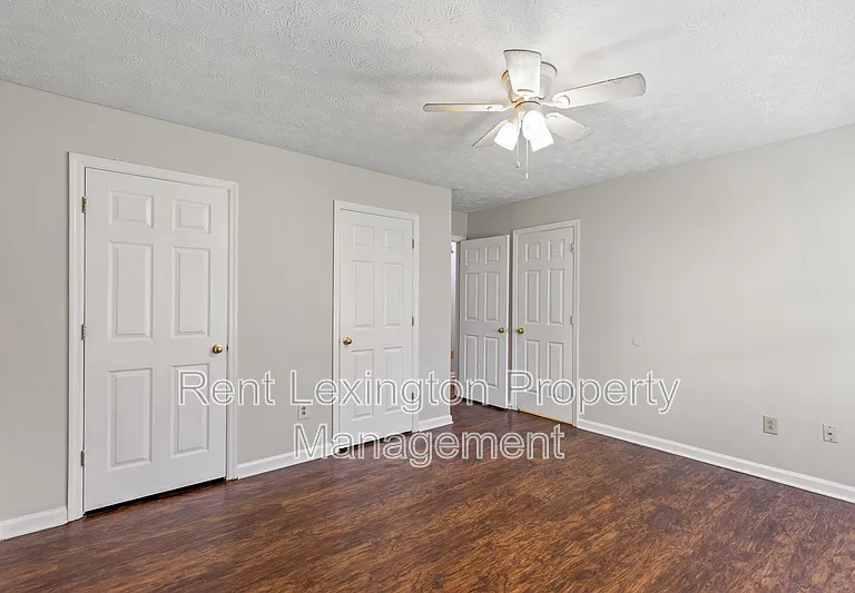4225 Steamboat Rd — Photo 13