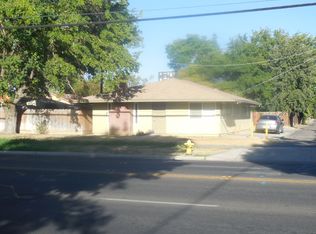 2218 R St, Merced, CA 95340