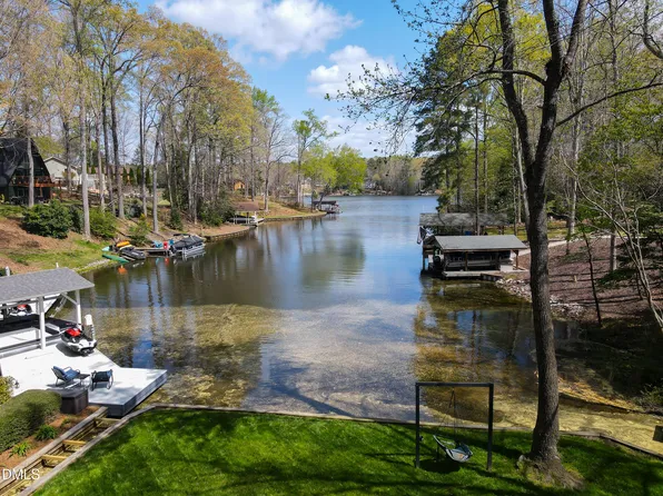 421 Sagamore Dr, Louisburg, NC 27549