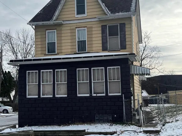 2701 Spruce Ave, Altoona, PA 16601
