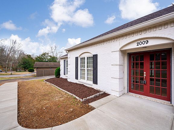 2nd image of 2009 Morris Hill Rd