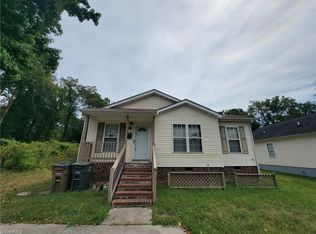 1502 McPherson St, Greensboro, NC 27405