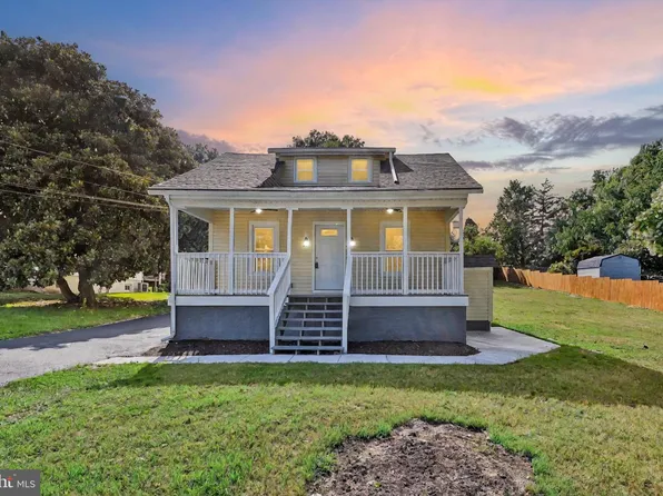 8812 Avondale Rd, Parkville, MD 21234