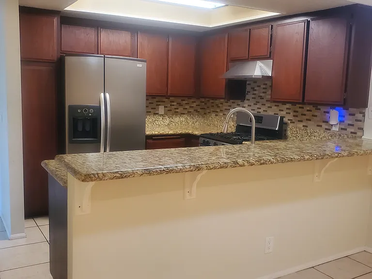 1250 Hillandale Ave — Photo 1