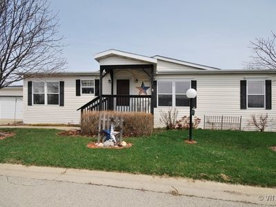 616 Bluebird Cir, Sandwich, IL, 60548