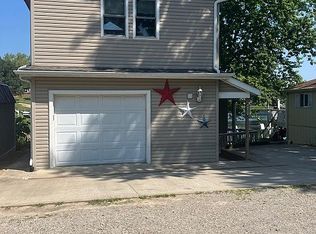 9185 E 530 S, Wolcottville, IN 46795