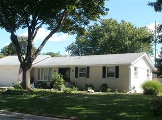1012 Morningside Dr, Janesville, WI 53546