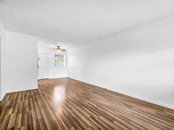 5th image of 5725 Tyler St APT 1-4