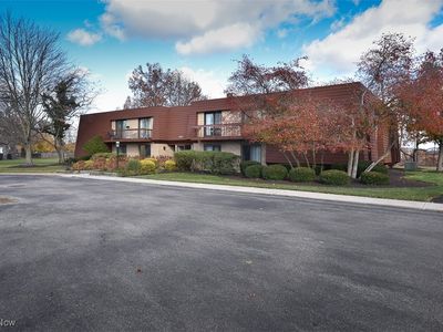 1985 Wooster Rd APT H, Rocky River, OH, 44116