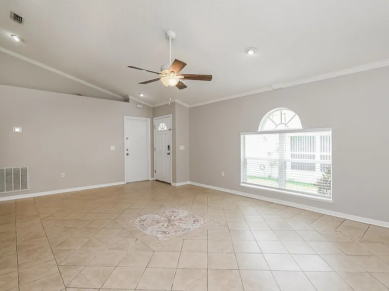 115 Placid Woods Ct — Photo 5