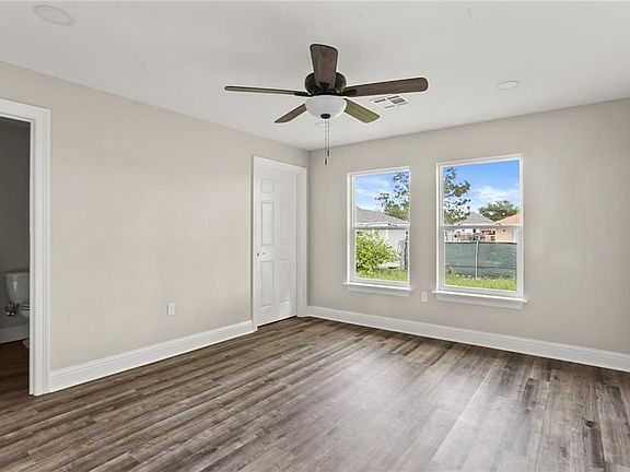 5th image of 5731 Providence Pl