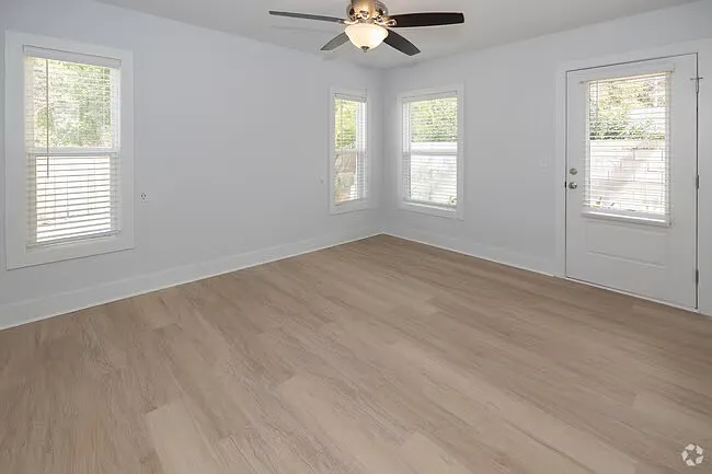 1541 Payne St #3 — Photo 5