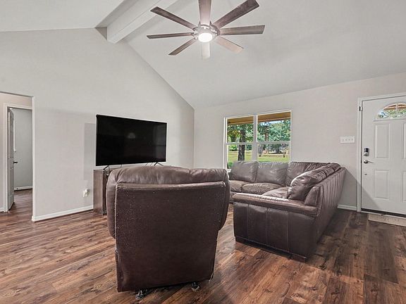 3rd image of 26023 Rolling Forest Ln