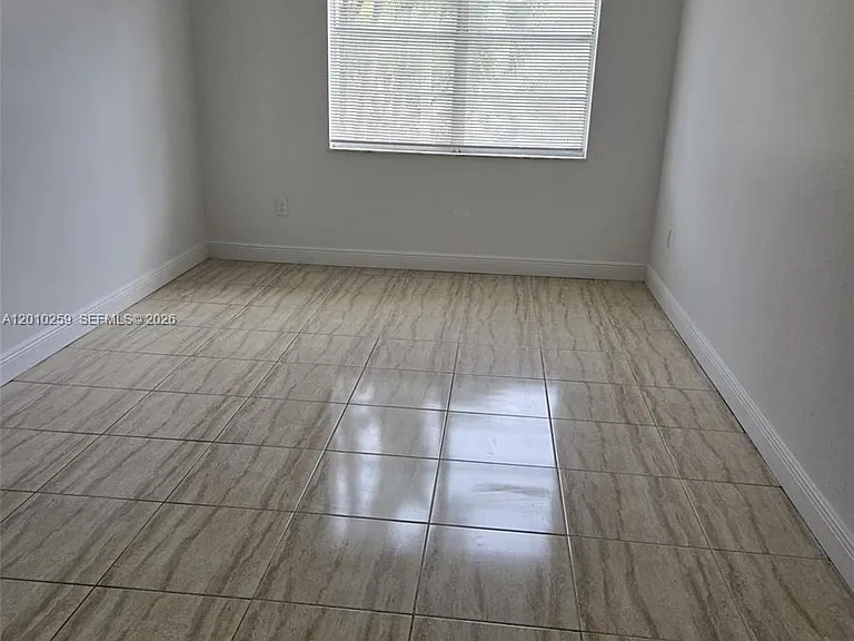496 NW 165th Street Rd #D210 — Photo 12