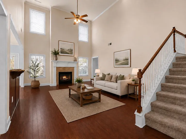 107 Autumn Haven Ln — Photo 3