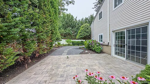16 Brookside Dr Photo 1
