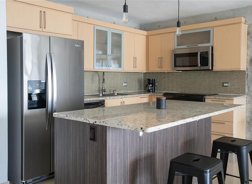 1st image of 305 Villamil #1007