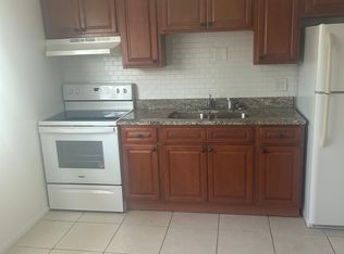 125 Cleveland Ave APT 18, Cocoa Beach, FL 32931