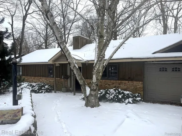 2620 Packard St, Ann Arbor, MI 48104