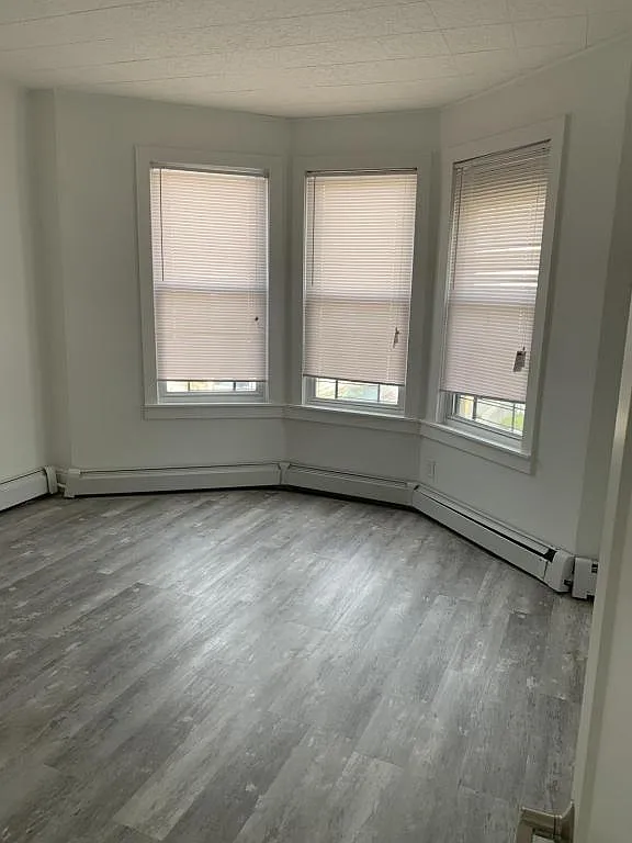 Building Photo - 20 Porach St #2A