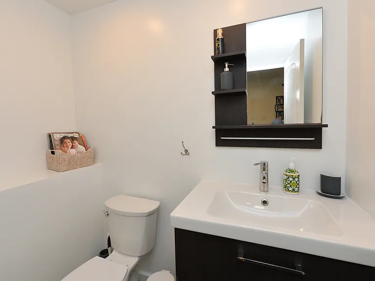 38-55 Van Riper Pl — Photo 19