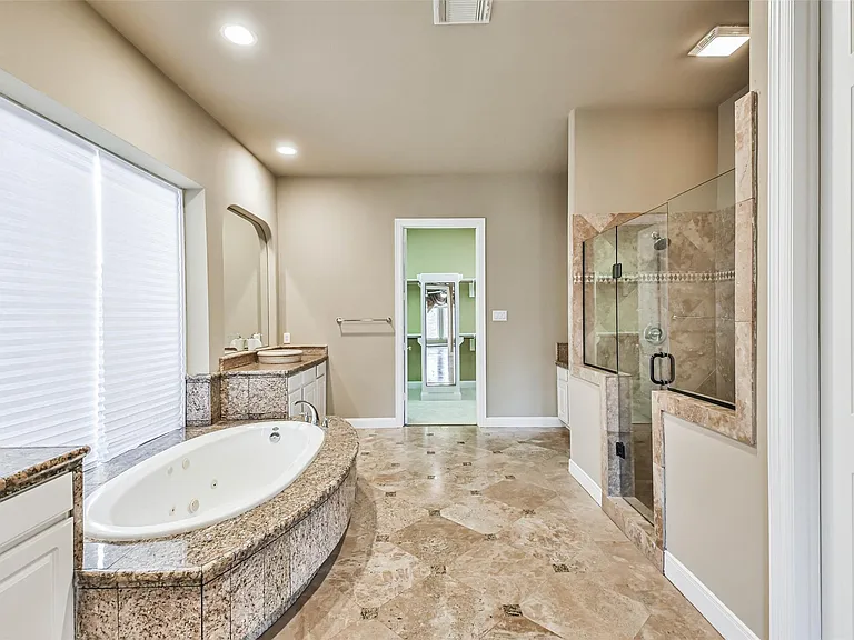11511 Gallant Ridge Ln — Photo 28