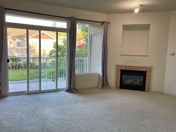 710 240th Way SE UNIT C202