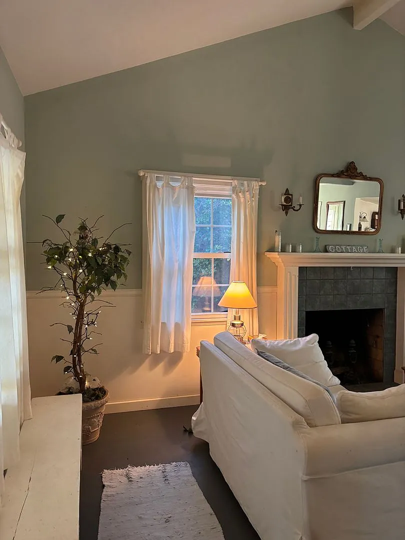 Cozy Coastal Furnished Cottage by the Pacific 1 Bed | 1 Bath — Photo 2