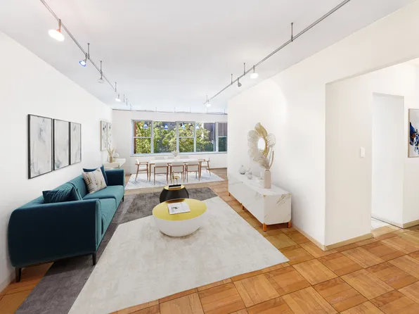 80 East End Avenue image 1 of 15