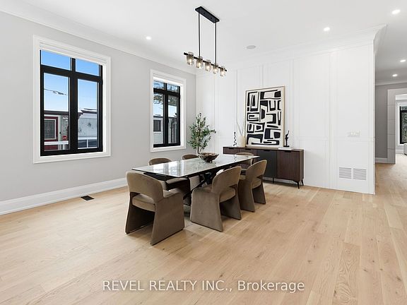 4th image of 456 Toynevale Rd