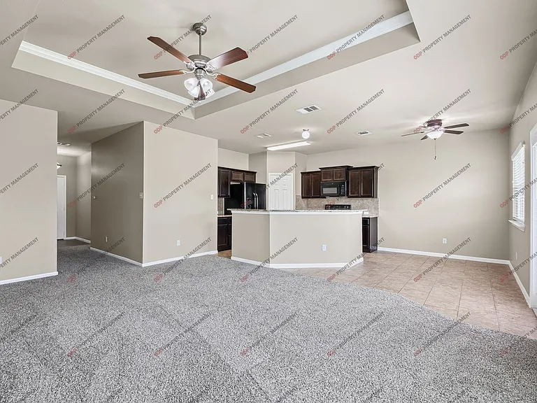 8012 Bridgepointe Dr — Photo 7