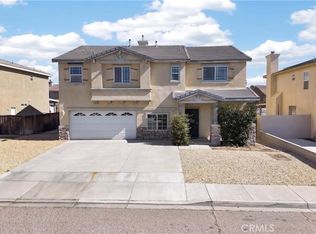 13878 Chestnut St, Victorville, CA 92392