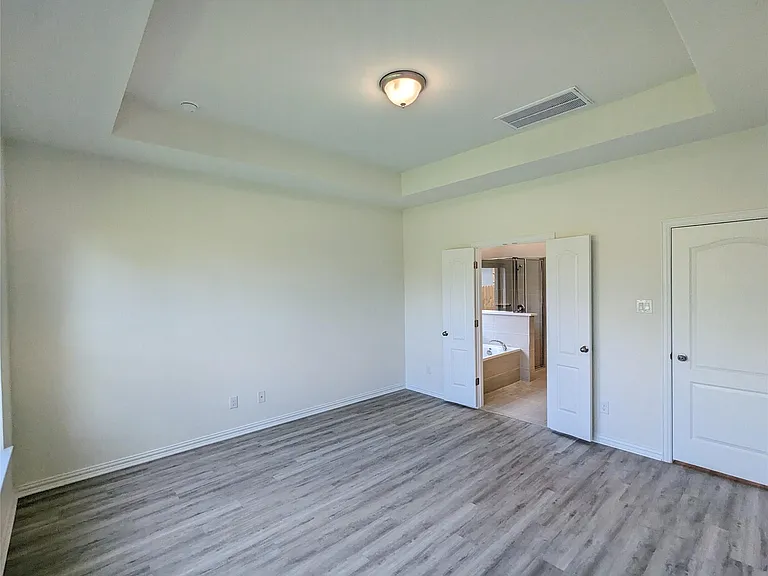 612 Silent Creek Cv — Photo 19