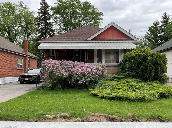 49 W 3rd St, Hamilton, ON L9C 3K1
