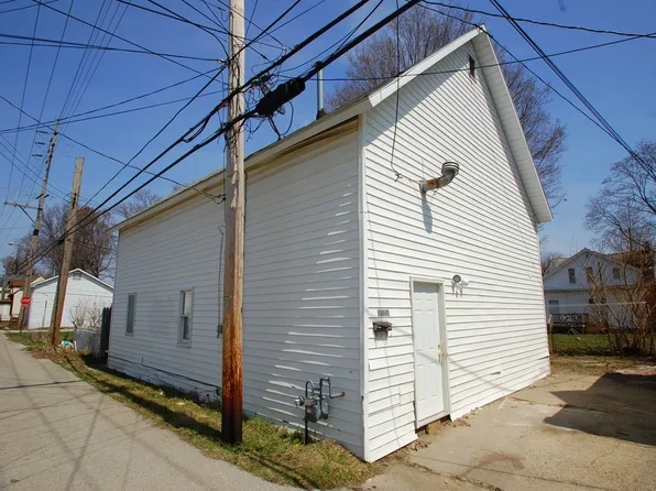 313 1/2 E Jefferson St, Goshen, IN 46528