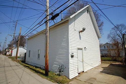 313 1/2 E Jefferson St Photo 1 313 1/2 E Jefferson St Photo 1