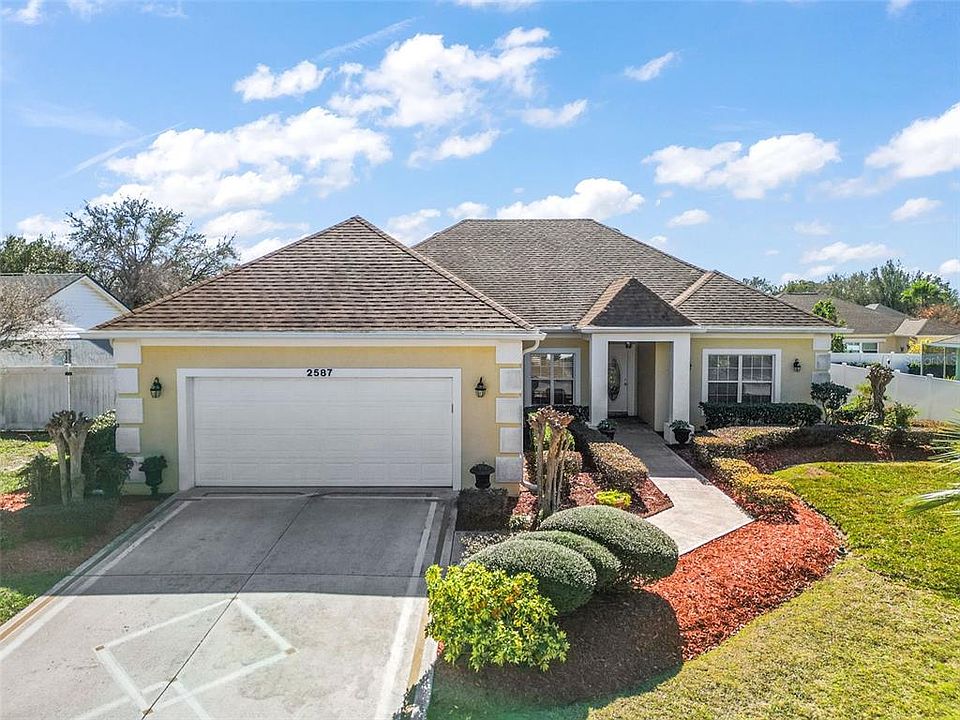 1st image of 2587 Tremont Dr
