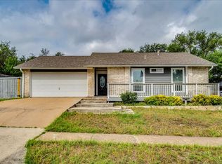 900 Powderhorn Dr, Round Rock, TX 78681