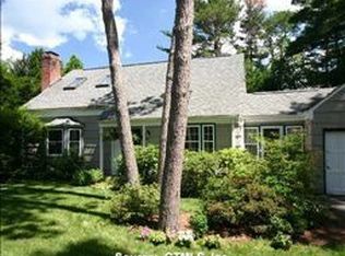 10 Farmstead Ln, Farmington, CT 06032