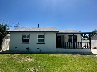 25869 Miramonte St, Redlands, CA 92373