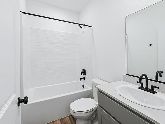 2nd image of 628 Riley Ave #197