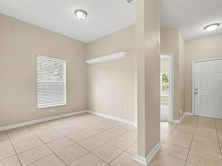 8301 N Marks St — Photo 4