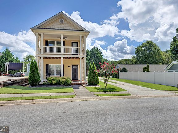 5th image of 20 Orchard Ln