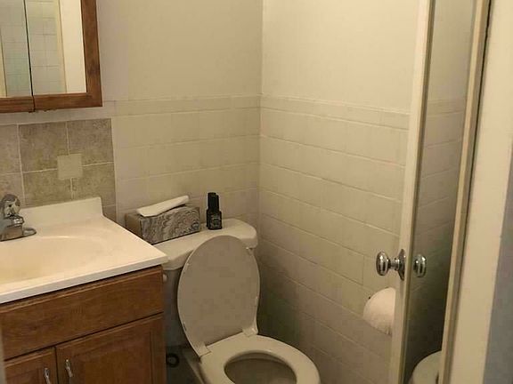 3rd image of 340 E 80th St #14T